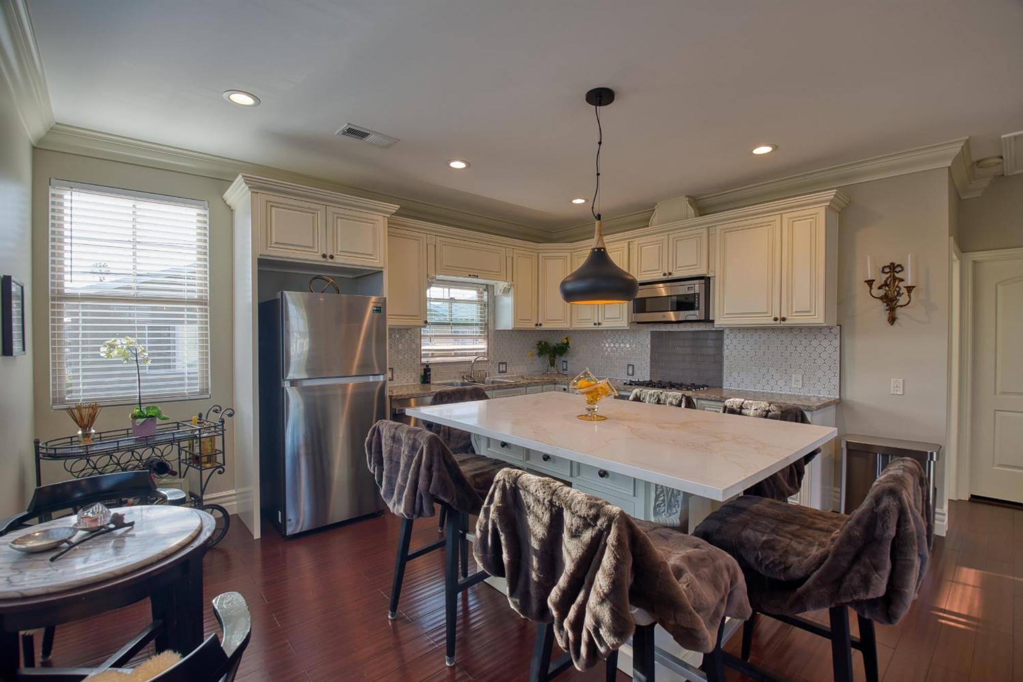 Apartamento Luxury 2 Bed 1 Bath